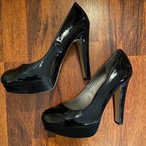 Guess Size 9 Patent Leather High Heels